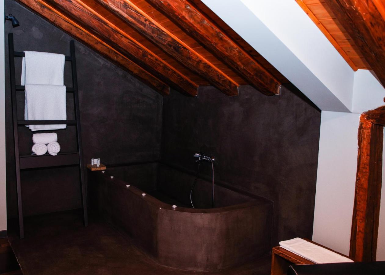 Dim'S Hotel & Restaurant Корча Экстерьер фото