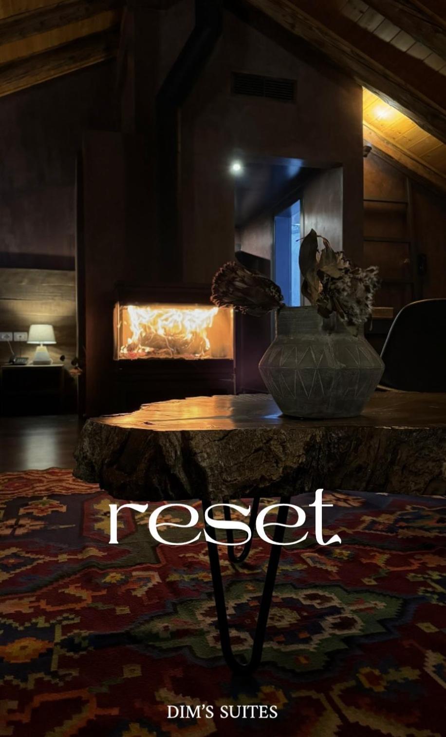 Dim'S Hotel & Restaurant Корча Экстерьер фото